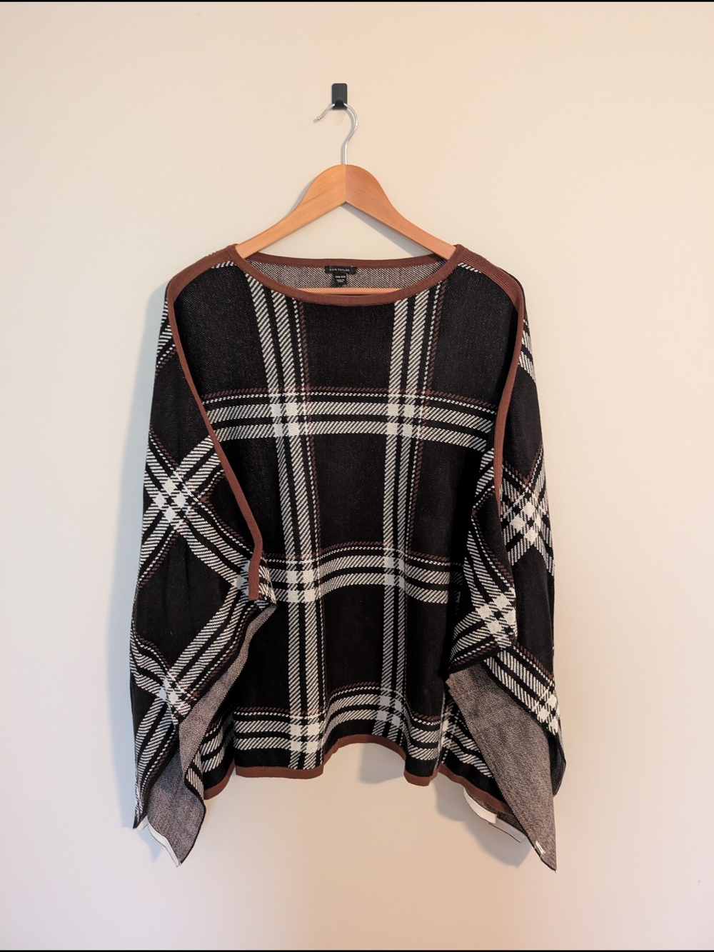 Ann Taylor Plaid Knit Poncho
